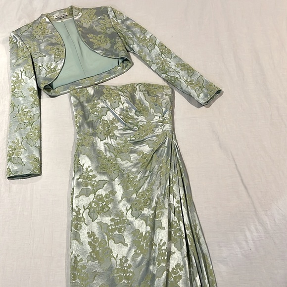 KAY UNGER 2pc GOWN + BOLERO Jacket Satin Celery Strapless Bead Floral Wedding 🎩 - Picture 3 of 11